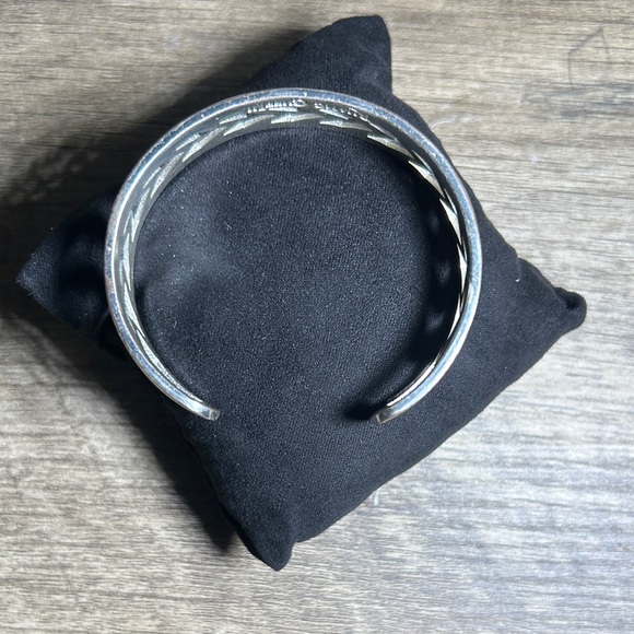 Rustic Cuff Silver and Gold Accessory Case - Picture 4 of 5